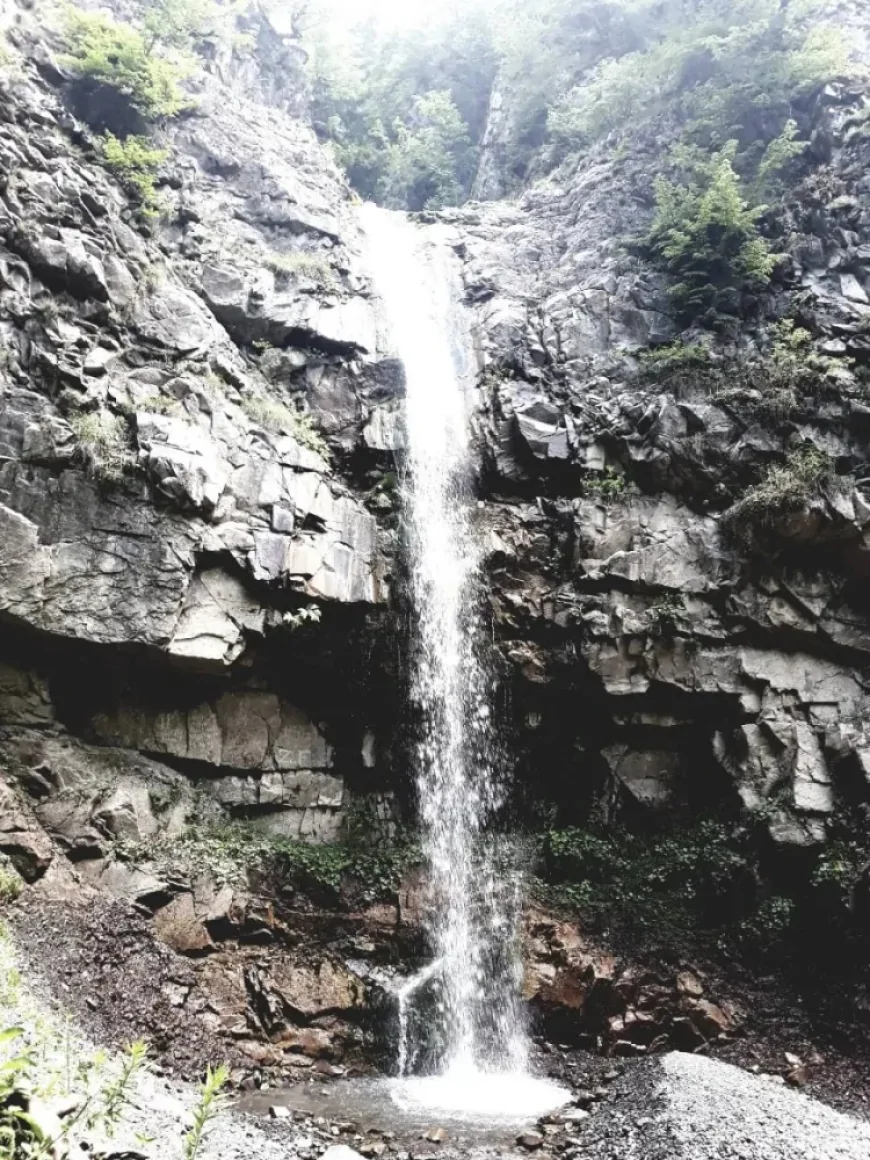 Quruçay Şəlaləsi