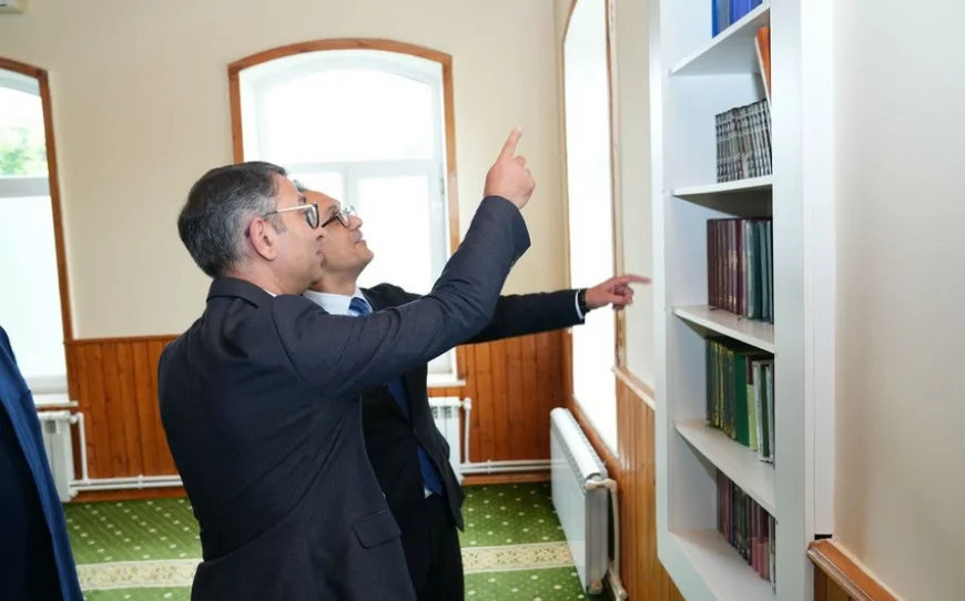 Ramin Məmmədov bir neçə dini ibadət ocağında olub