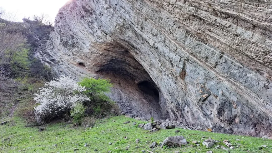 Uğan Mağarası