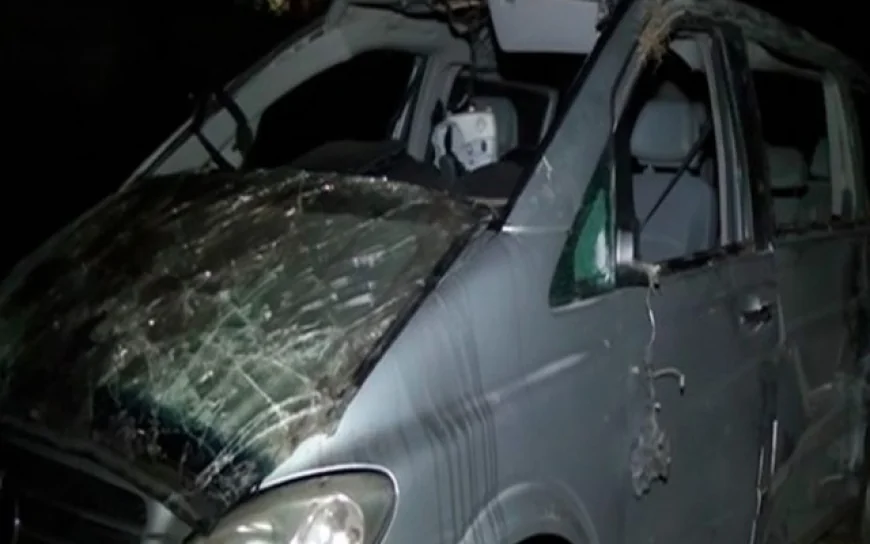 Oğuzda mikroavtobus qəzaya düşüb, ölən və xəsarət alanlar var